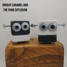 Load image into Gallery viewer, Dwight Caramel - Robo Scraplet