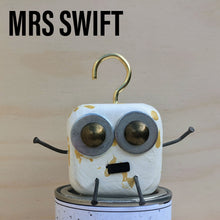 Load image into Gallery viewer, Mrs Swift - Small Scraplet - New Limited Edition